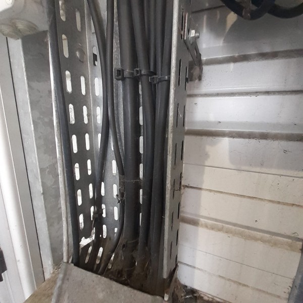 Chemin de câbles...