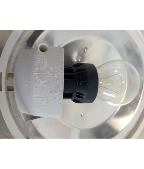 Hublot étanche rond avec ampoule 