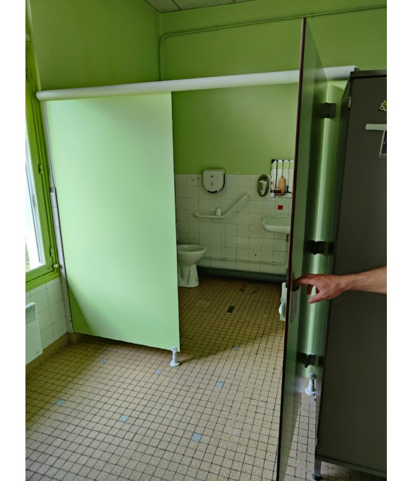 Cloisons sanitaires stratifiées WC...