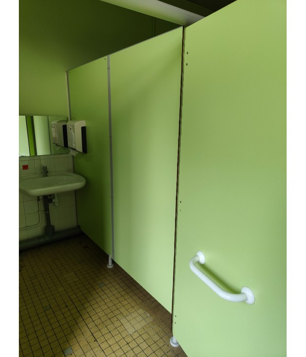 Cloisons sanitaires stratifiées WC...