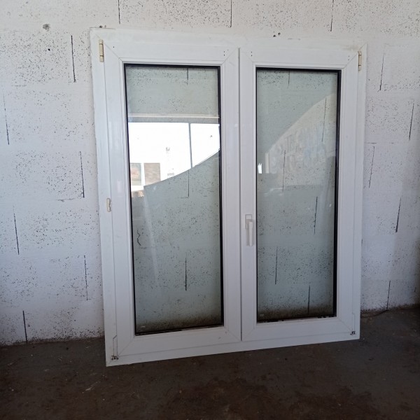 119x140 fenêtre oscillo...