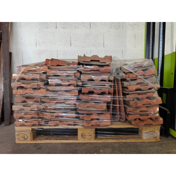 30 m² de tuiles plates