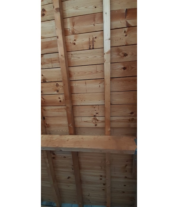 Charpente en pin récente 8x12m