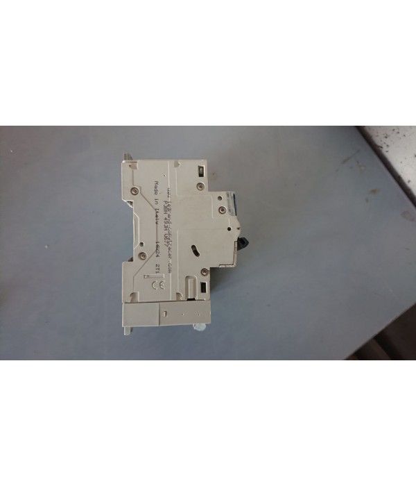 Disjoncteur différentiel monobloc 4P...