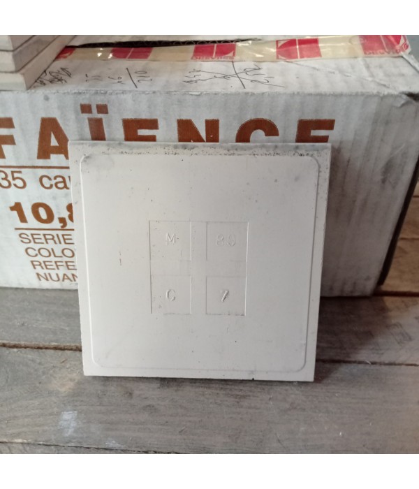 Faience bleu gris clair 0.5 m2