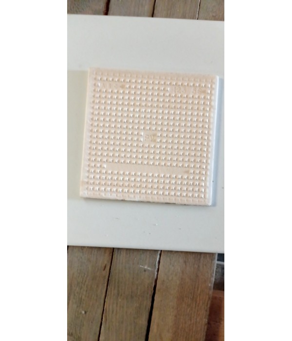 Faience bleu gris clair 10 x 10 22...