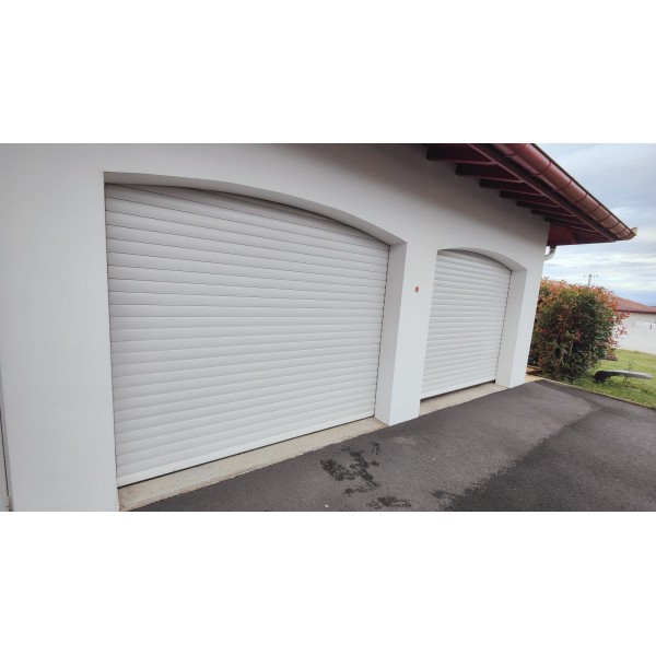 Porte de garage à...