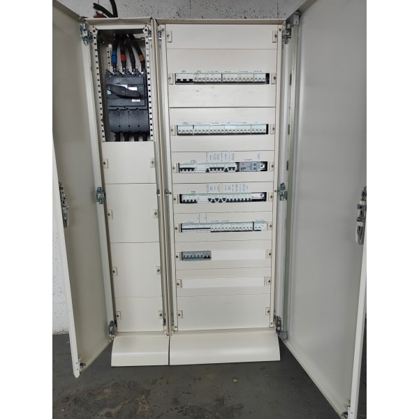 Armoire électrique TRIPHASE