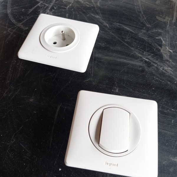 Appareillage électrique...