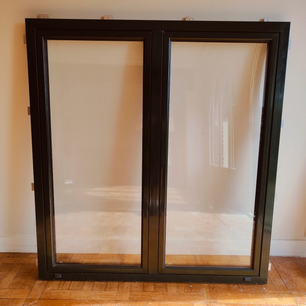 138 x 148 Fenêtre alu...