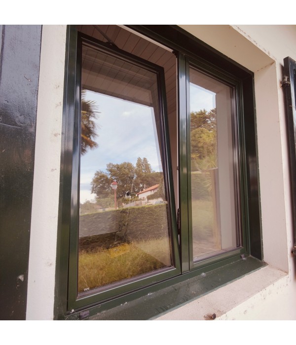 138 x 148 Fenêtre alu oscill-battante