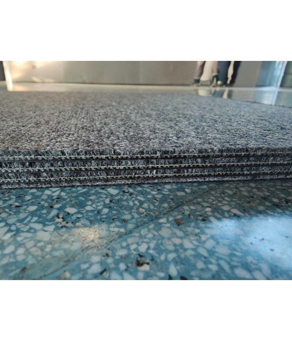 Dalle moquette grise 50x50 18m2