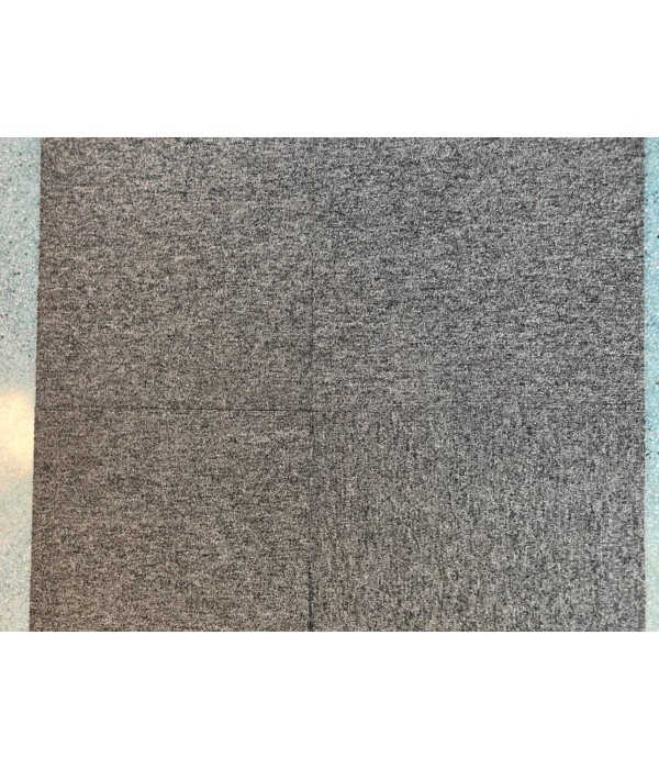 Dalle moquette grise 50x50 18m2