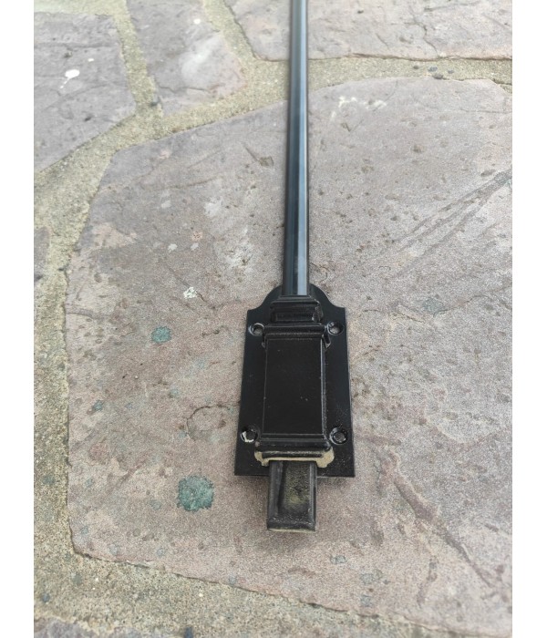 Loquet / crémone / espagnolette