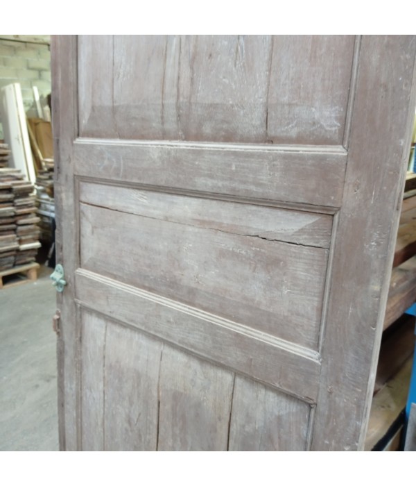 porte a panneaux ancienne