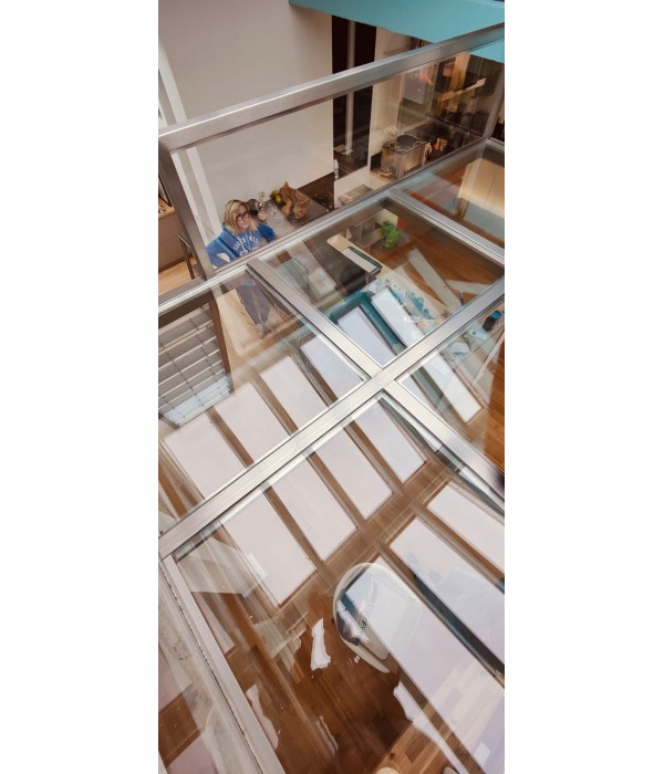 Mezzanine inox et verre 2.97 x 2.88 m