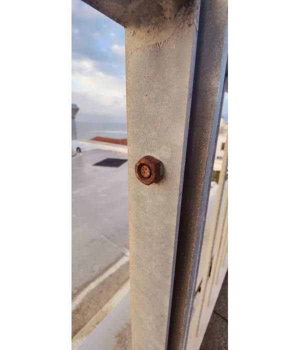 * 144x89 Garde-corps acier galvanisé