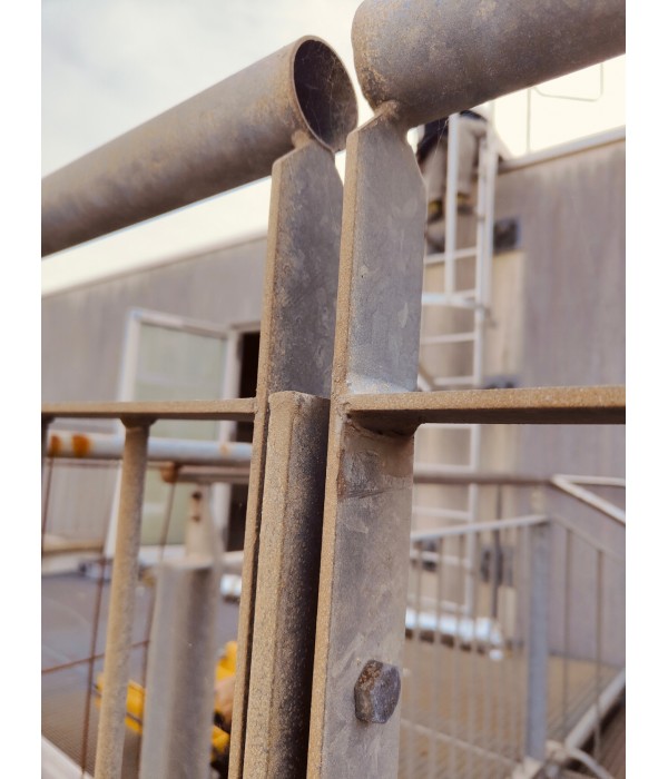 * 144x89 Garde-corps acier galvanisé