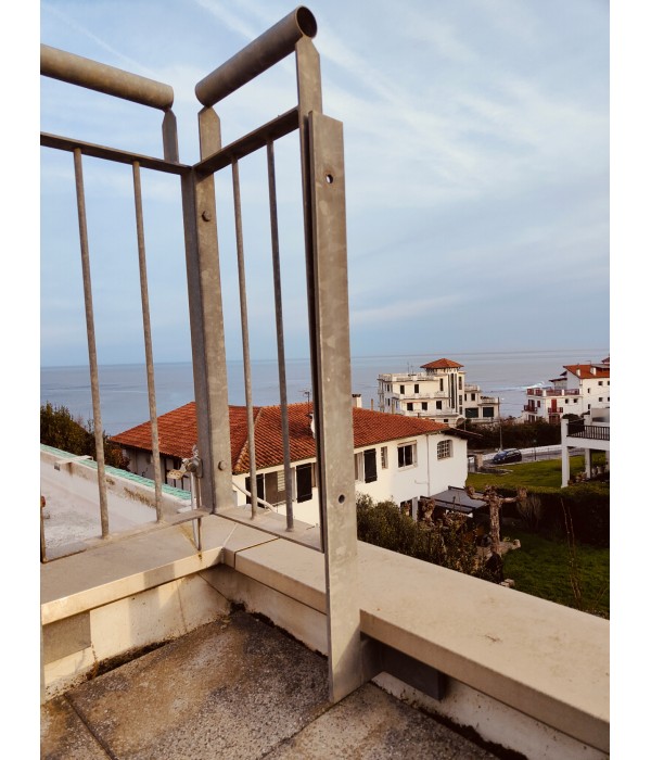 * 144x89 Garde-corps acier galvanisé