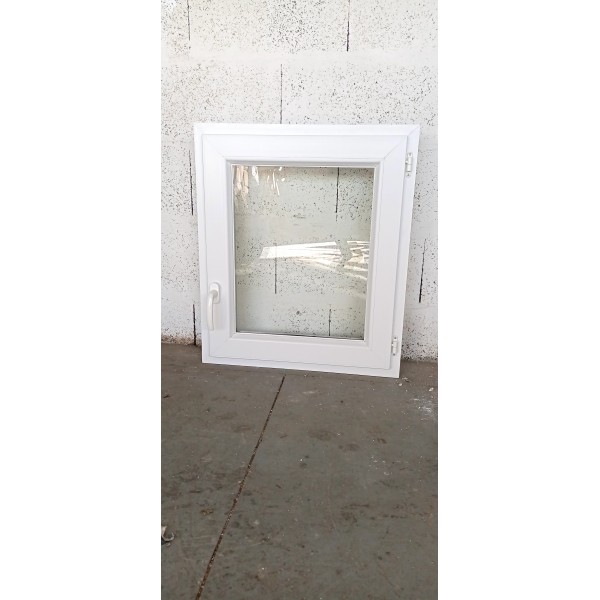 65 x 75 fenêtre PVC DV