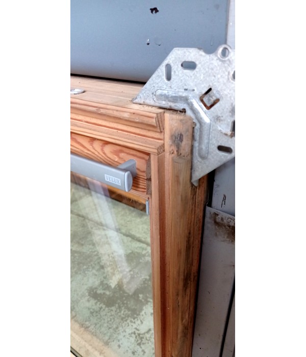 105x110 Velux rotation finition bois