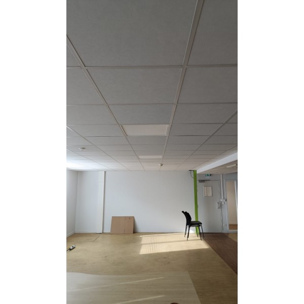 73m² Dalles de plafond...