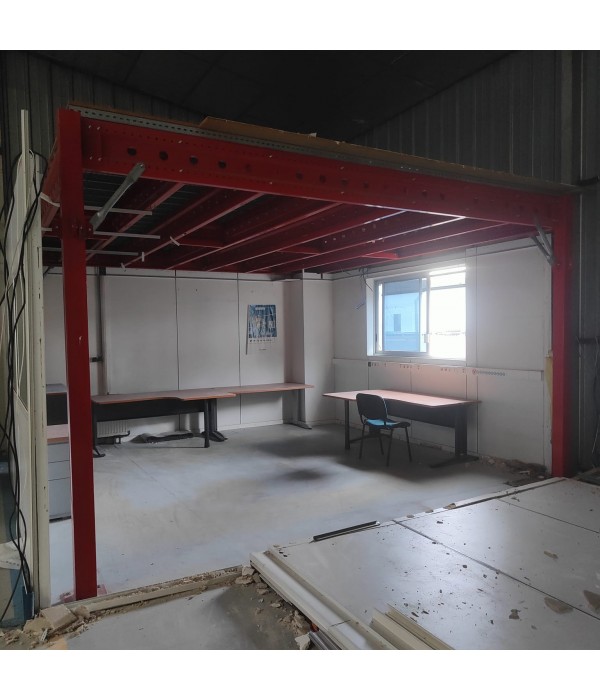 Mezzanine 23m² plateforme de stockage...