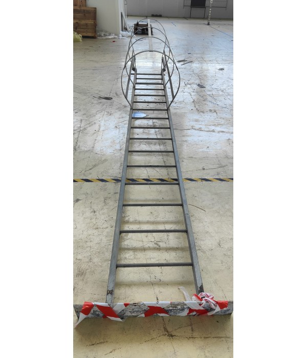 Echelle crinoline acier galva