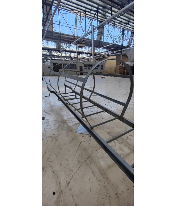 Echelle crinoline acier galva