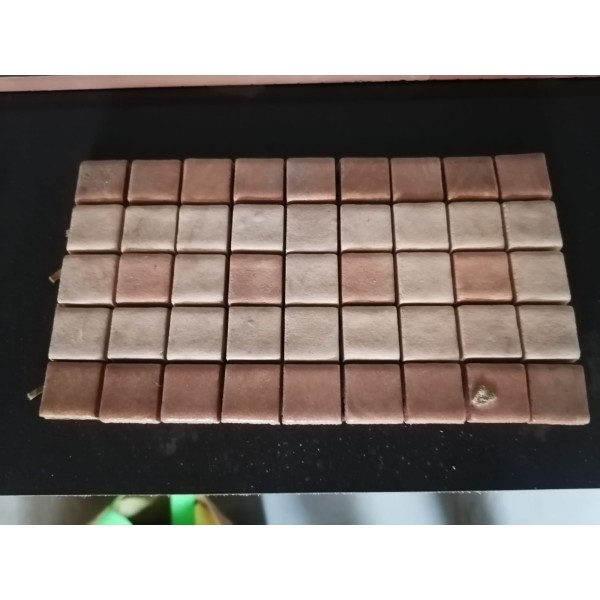 Faience - petits carreaux