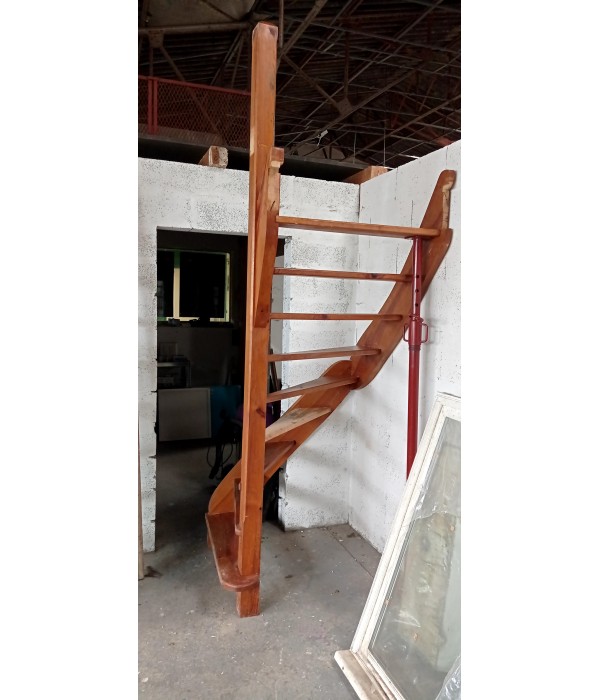 Escalier quart tournant droit 