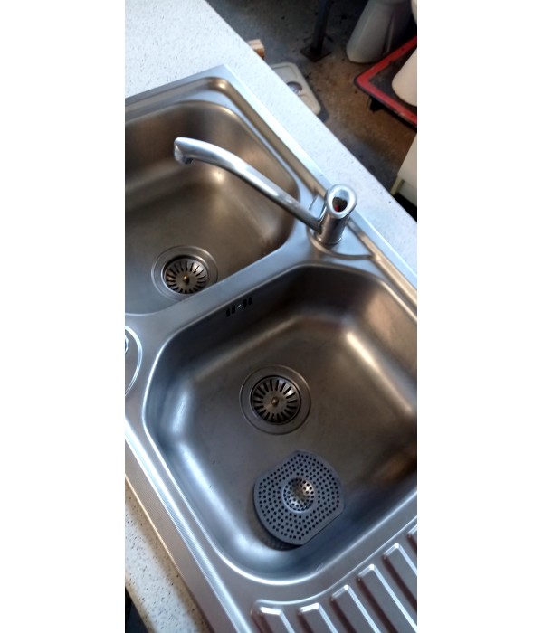 Évier inox + plan de travail