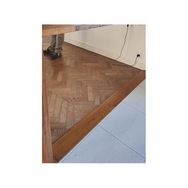 12 m2 Parquet chêne bâton...