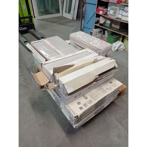 LOT Carrelage NEUF 7m2 et...