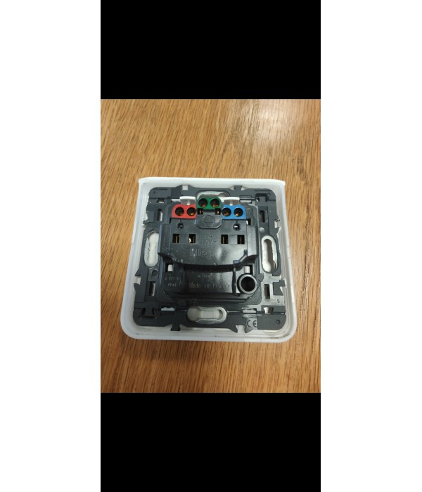 Prise électrique LEGRAND Mosaic