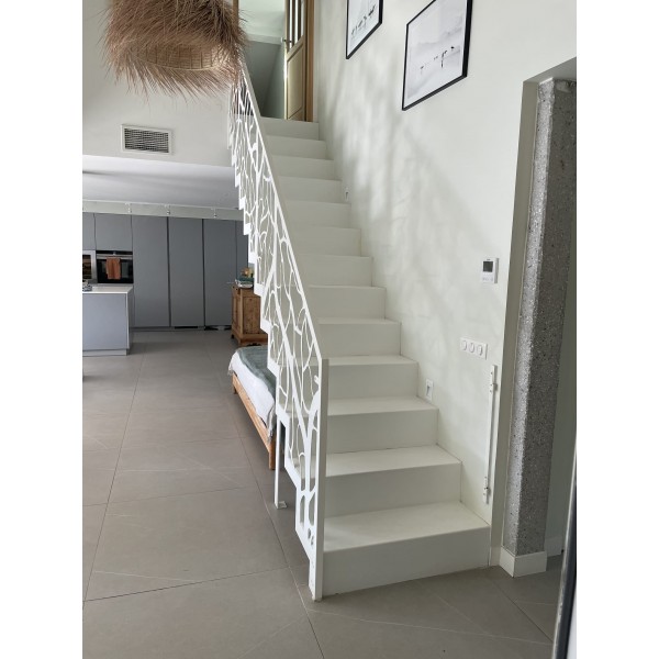 Escalier droit acier
