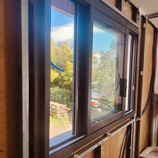 120x95 Fenêtre coulissante...