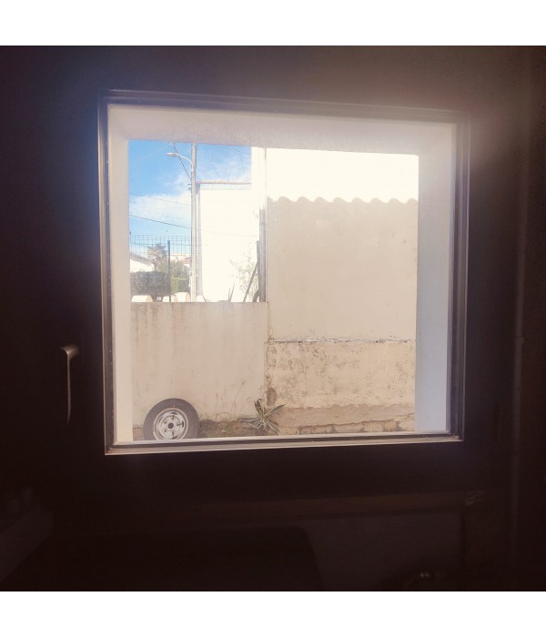 90x84 Fenêtre ALU DV