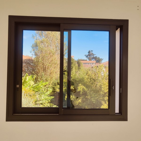 144 x105 Fenêtre...