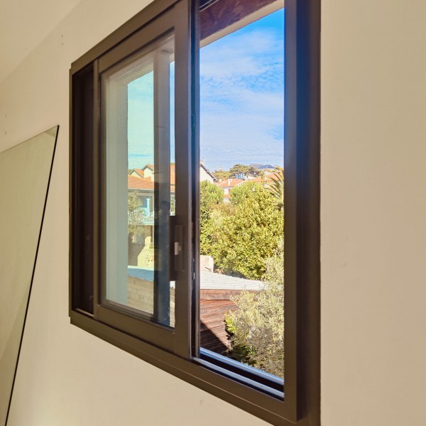 143.5x80.5 Fenêtre...