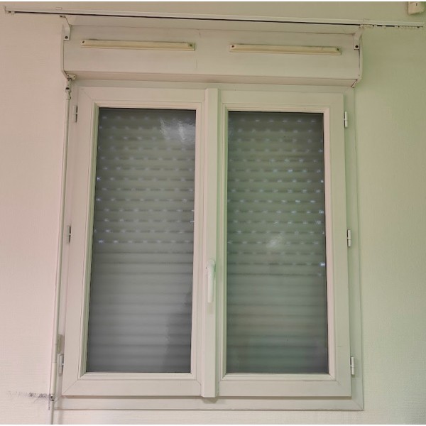 Fenêtre PVC  + volet...