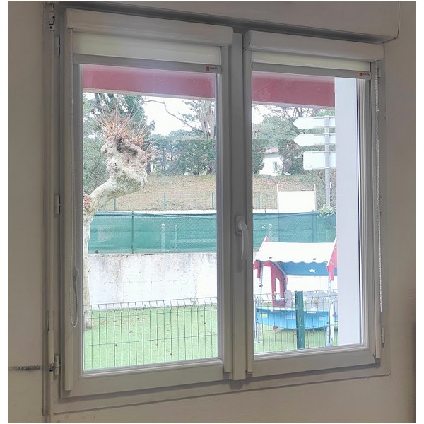 126x126 Fenêtre PVC 2...