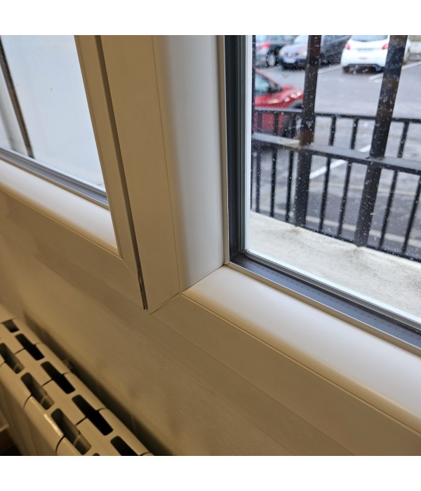 Fenêtre PVC 2 vantaux DV