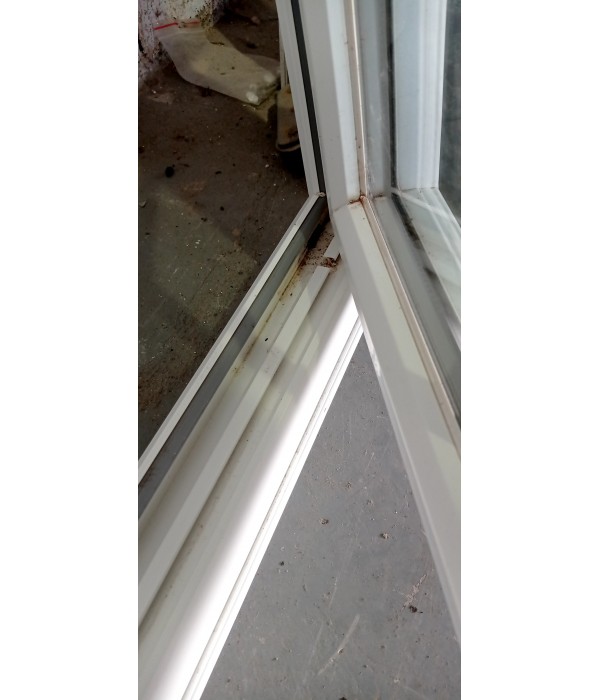 97 x 144 fenêtre PVC dv