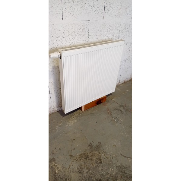 Radiateur acier 900 W