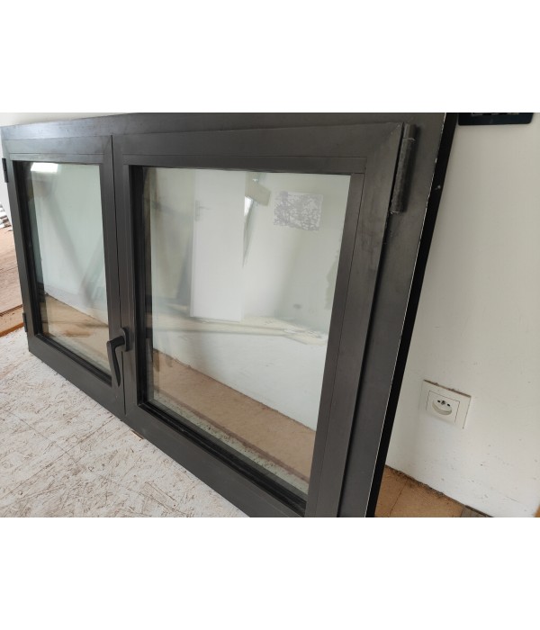 148x83 Fenêtre ALU 2vtx DV dont 1...