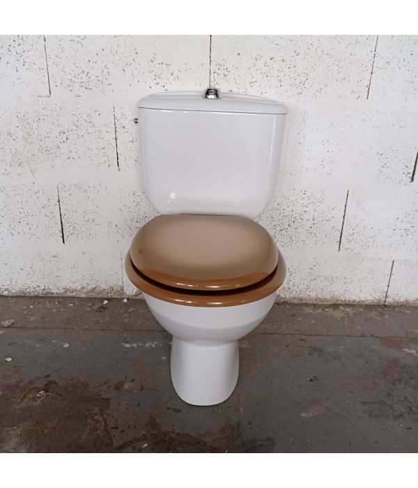 WC sur pied remis à NU (hors accesoires)