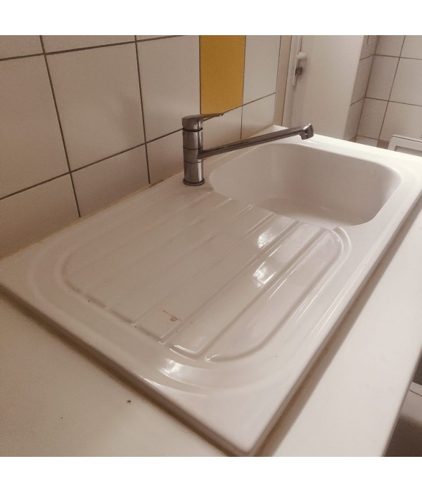 Cuisine équipée (four,lave...