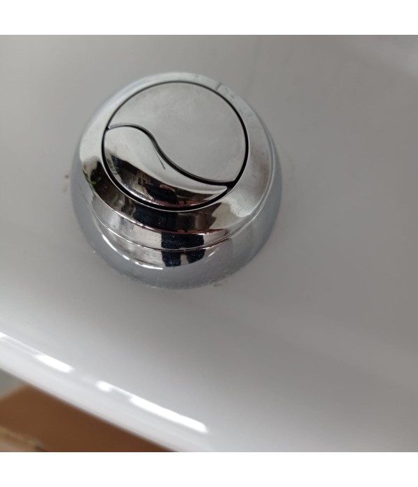 WC sur pied remis à NU (hors accesoires)