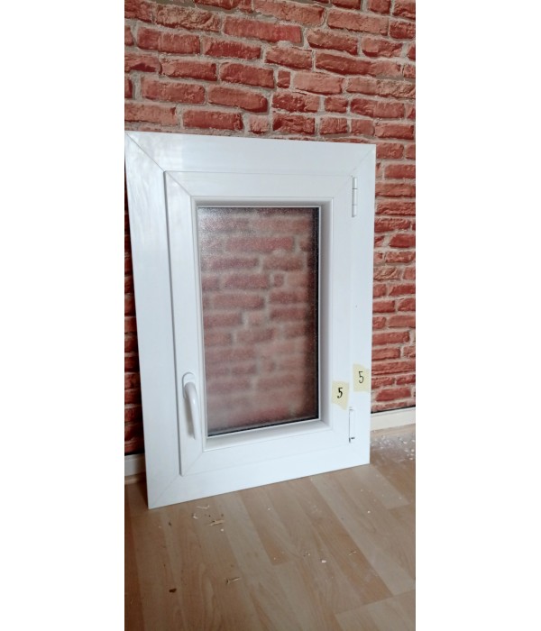 49 x 74 fenêtre PVC DB oscillo battante